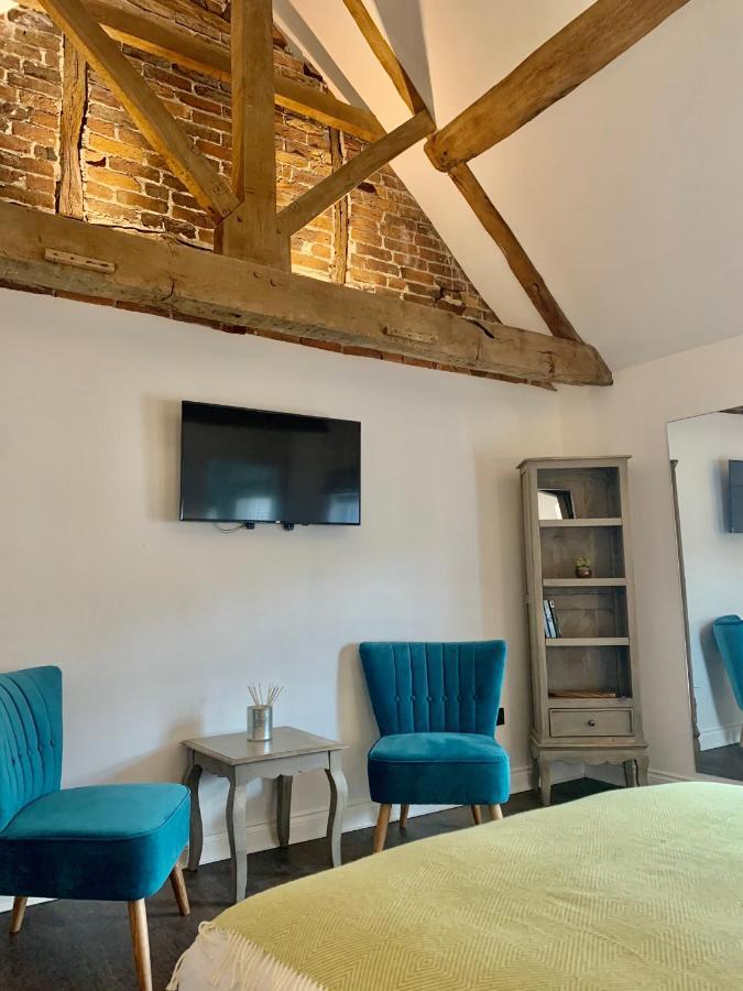 Upstairs At 33 - Self Check In Boutique Accommodation In Worcester Centre Exterior photo